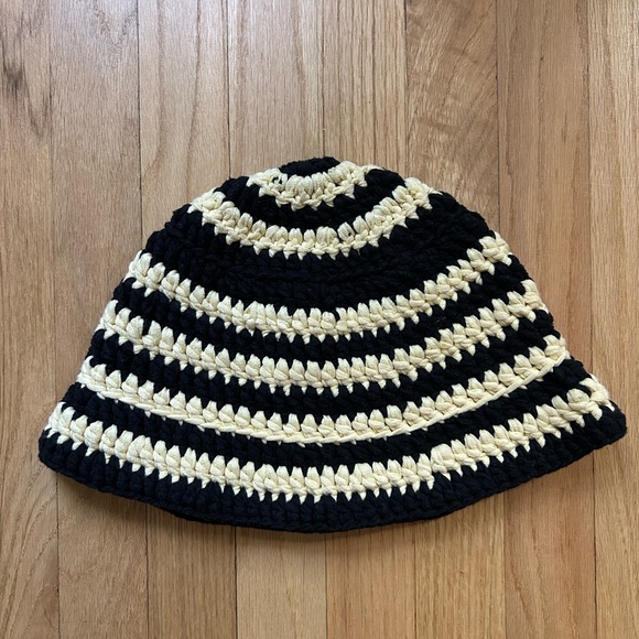 Gemsun Hat - Picture 1 of 2